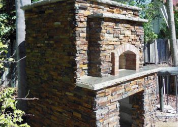 A 40 inch outdoor pizza oven built by Forno Nardona